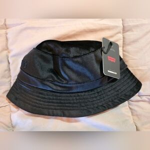 Levi's Black Belvet Bucket Hat